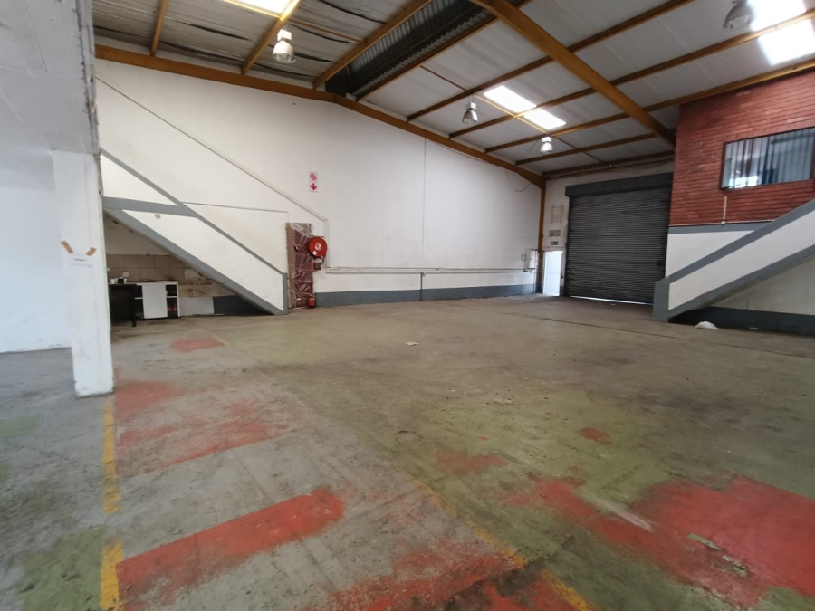 To Let Commercial Property for Rent in Westmead KwaZulu-Natal