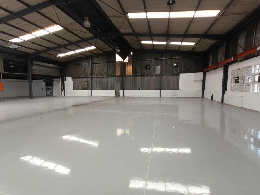 To Let Commercial Property for Rent in Westmead KwaZulu-Natal