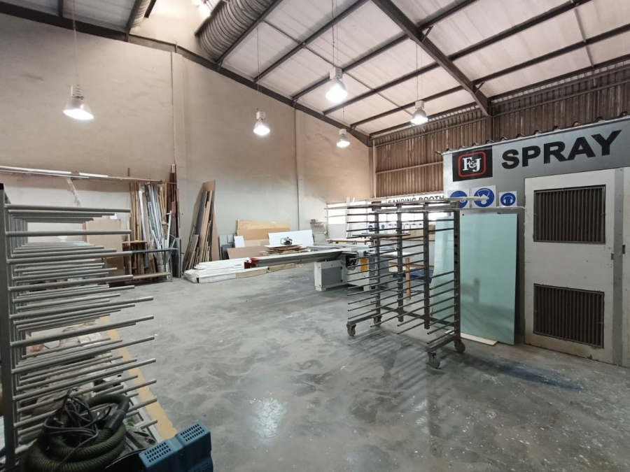 To Let Commercial Property for Rent in Westmead KwaZulu-Natal