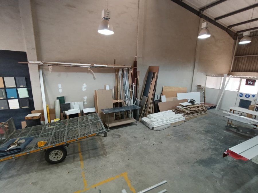 To Let Commercial Property for Rent in Westmead KwaZulu-Natal