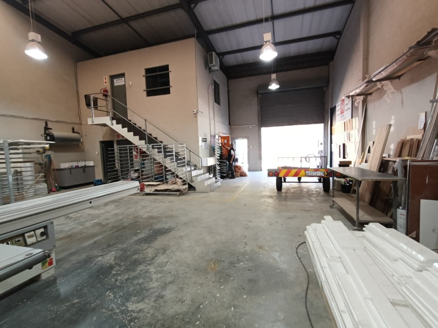 To Let Commercial Property for Rent in Westmead KwaZulu-Natal