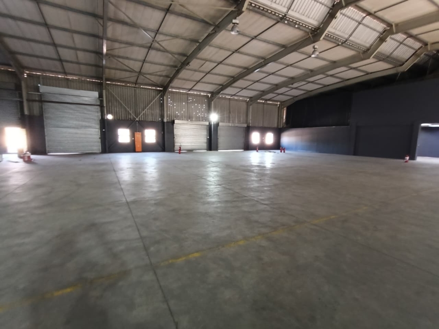 To Let Commercial Property for Rent in Westmead KwaZulu-Natal