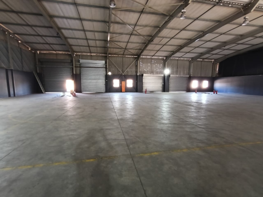 To Let Commercial Property for Rent in Westmead KwaZulu-Natal