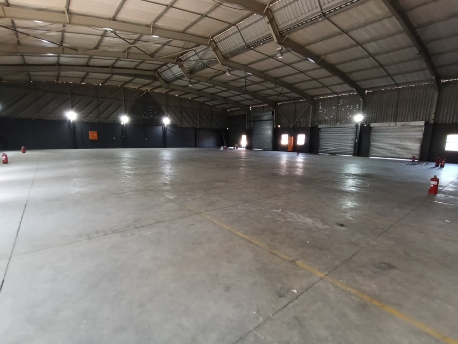 To Let Commercial Property for Rent in Westmead KwaZulu-Natal