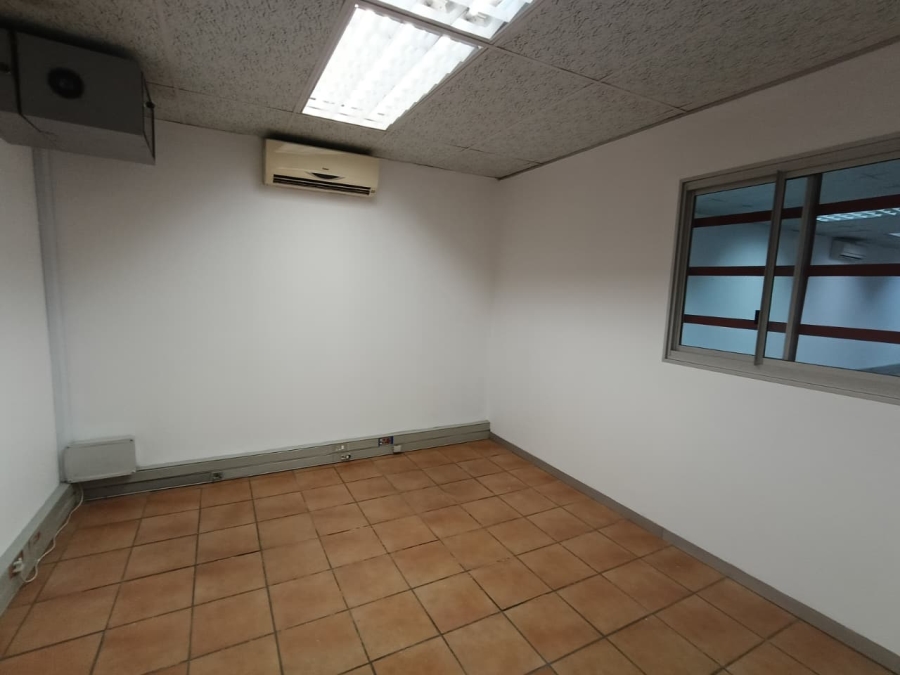 To Let Commercial Property for Rent in Westmead KwaZulu-Natal