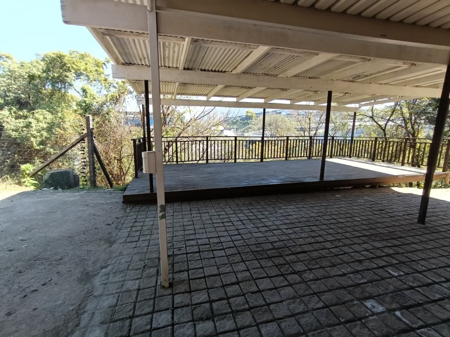 To Let Commercial Property for Rent in Westmead KwaZulu-Natal