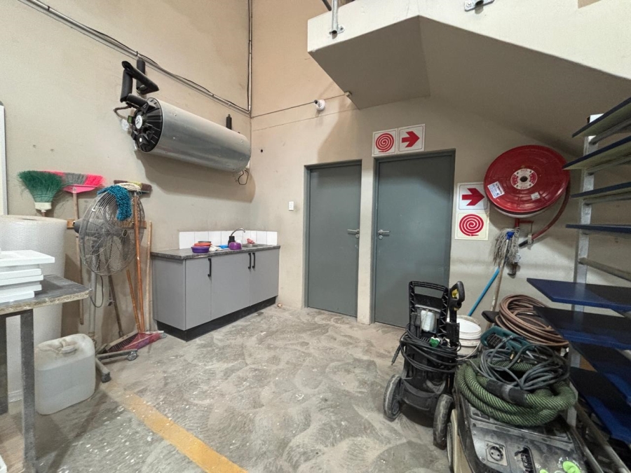 To Let Commercial Property for Rent in Alexander Park KwaZulu-Natal