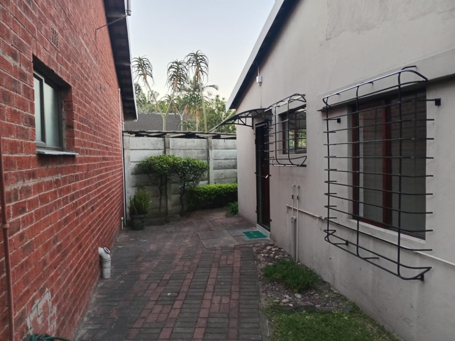 To Let 2 Bedroom Property for Rent in Arboretum KwaZulu-Natal