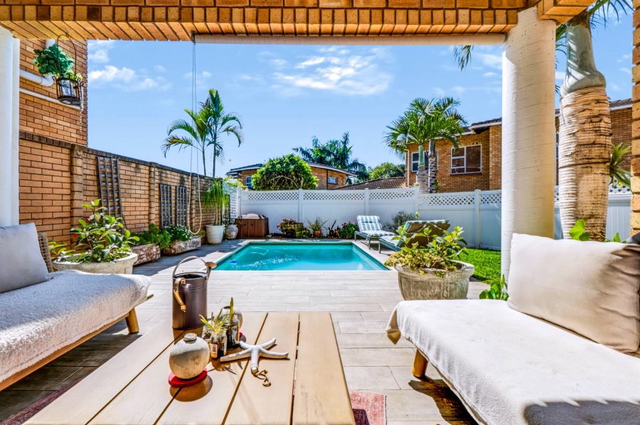 3 Bedroom Property for Sale in Amanzimtoti KwaZulu-Natal