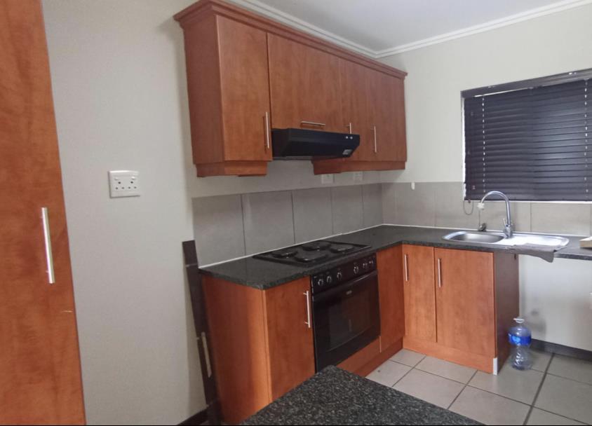 1 Bedroom Property for Sale in Sherwood KwaZulu-Natal