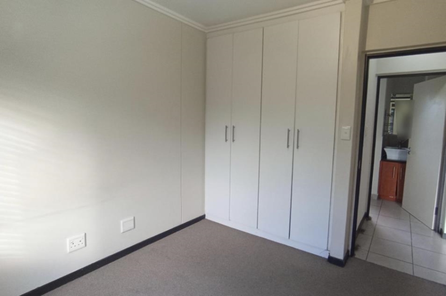 1 Bedroom Property for Sale in Sherwood KwaZulu-Natal