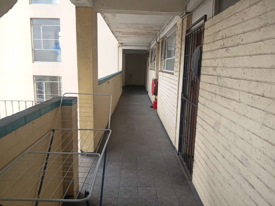 2 Bedroom Property for Sale in Durban Central KwaZulu-Natal