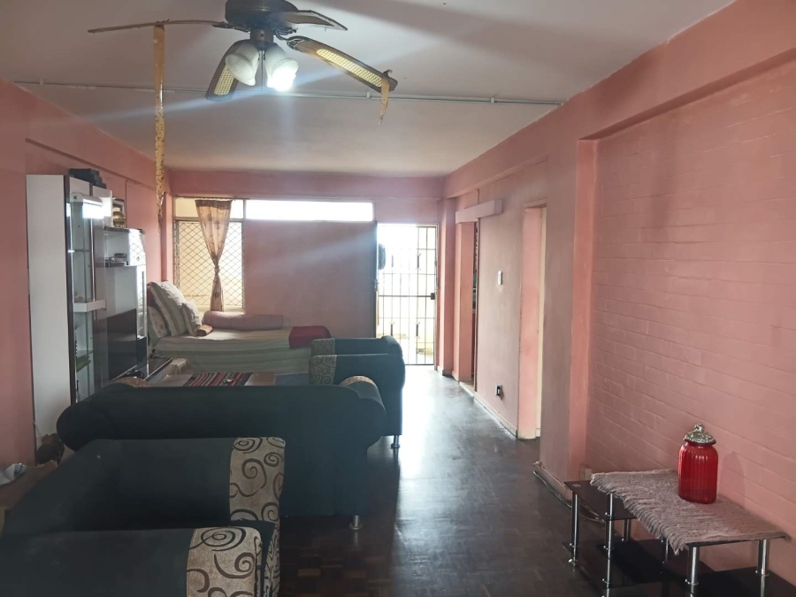 2 Bedroom Property for Sale in Durban Central KwaZulu-Natal