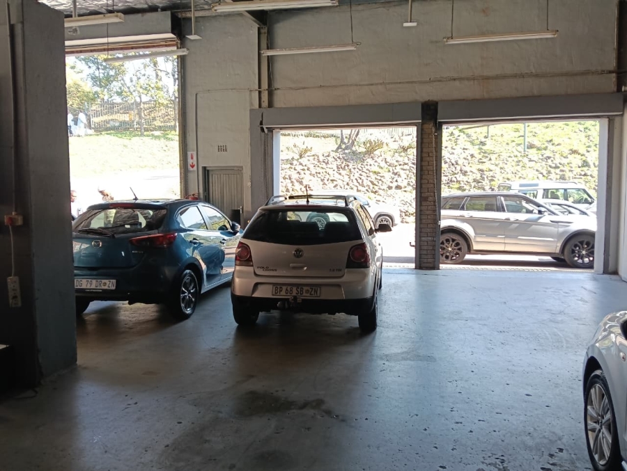 To Let Commercial Property for Rent in Westmead KwaZulu-Natal