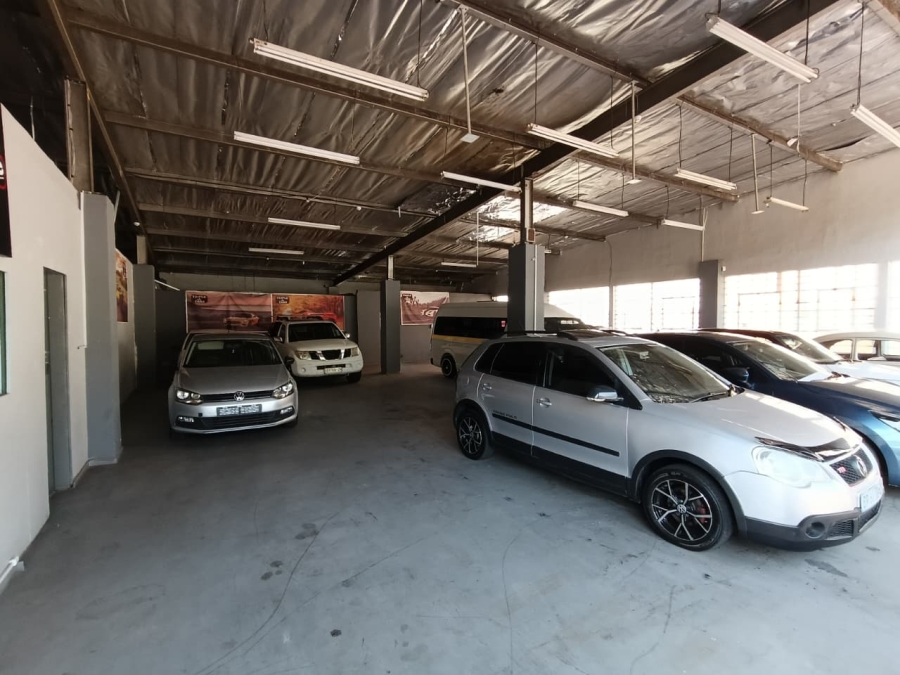 To Let Commercial Property for Rent in Westmead KwaZulu-Natal