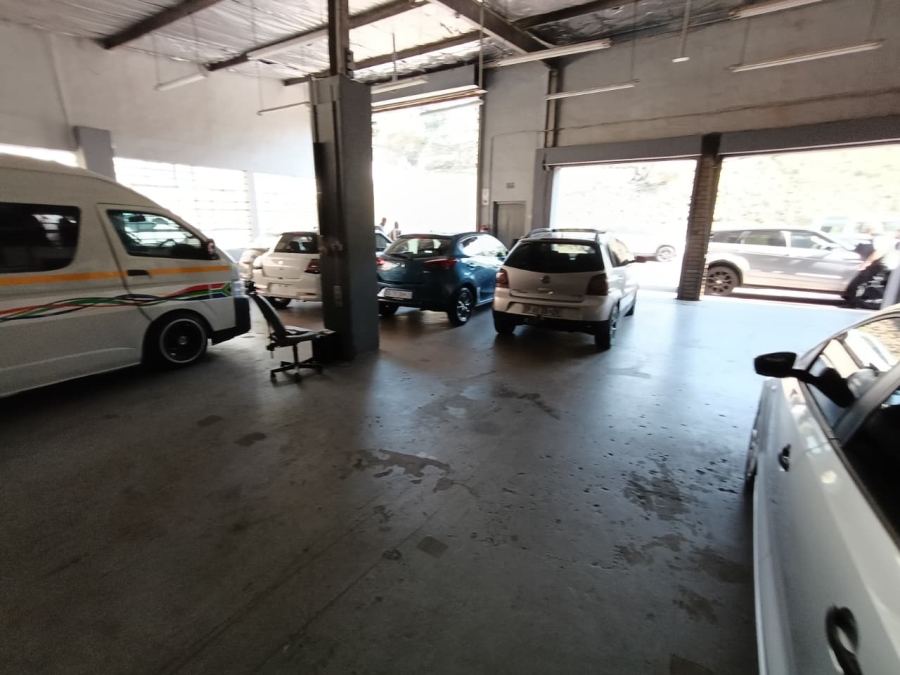 To Let Commercial Property for Rent in Westmead KwaZulu-Natal