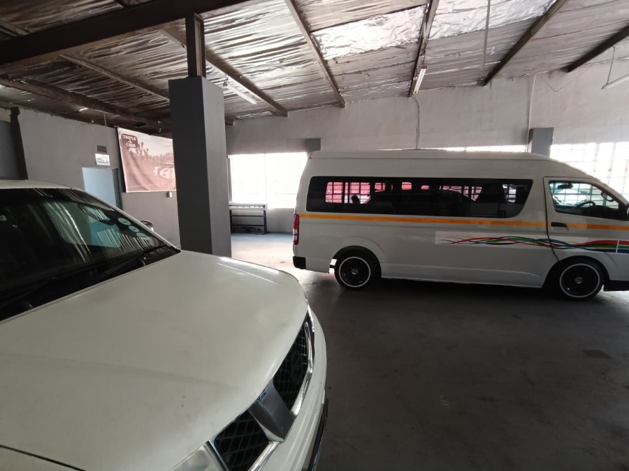 To Let Commercial Property for Rent in Westmead KwaZulu-Natal