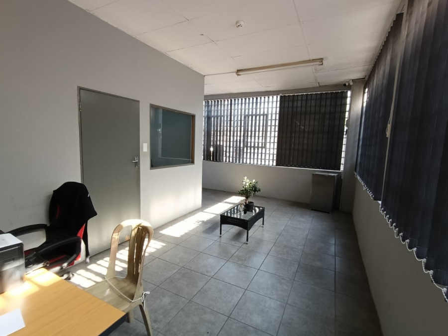 To Let Commercial Property for Rent in Westmead KwaZulu-Natal