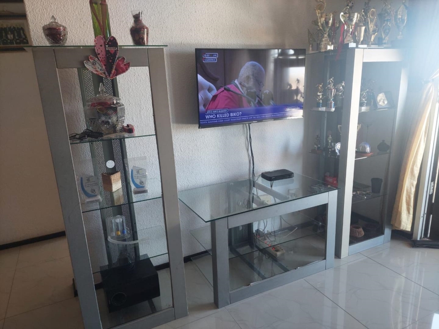 2 Bedroom Property for Sale in Montclair KwaZulu-Natal