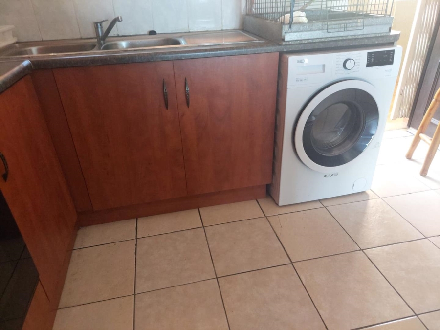 2 Bedroom Property for Sale in Montclair KwaZulu-Natal