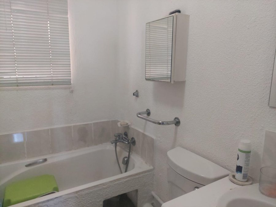 2 Bedroom Property for Sale in Montclair KwaZulu-Natal