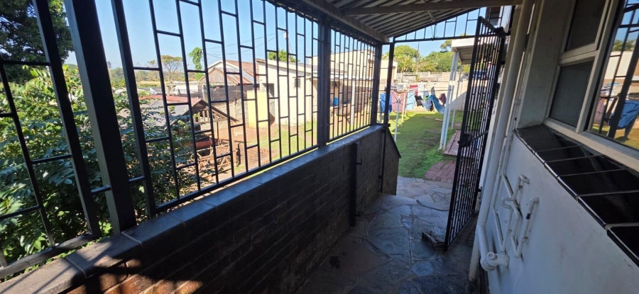 To Let 4 Bedroom Property for Rent in Bluff KwaZulu-Natal