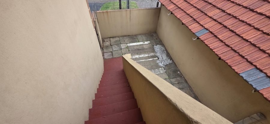 To Let 2 Bedroom Property for Rent in Bluff KwaZulu-Natal