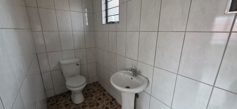 To Let 2 Bedroom Property for Rent in Bluff KwaZulu-Natal
