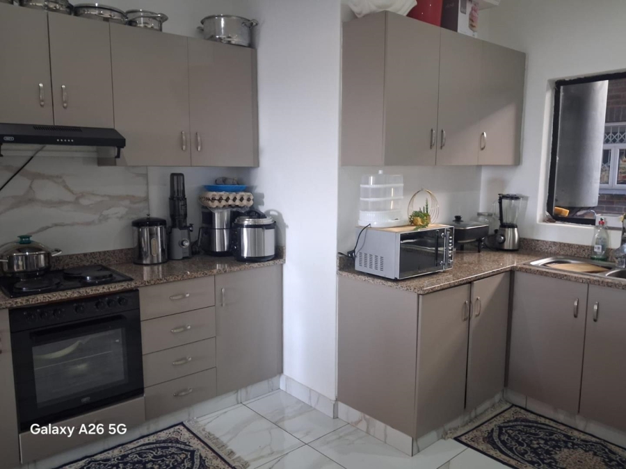To Let 3 Bedroom Property for Rent in Bluff KwaZulu-Natal