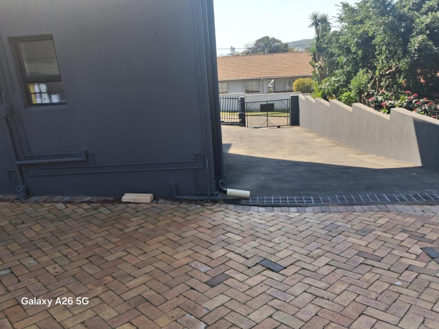 To Let 3 Bedroom Property for Rent in Bluff KwaZulu-Natal