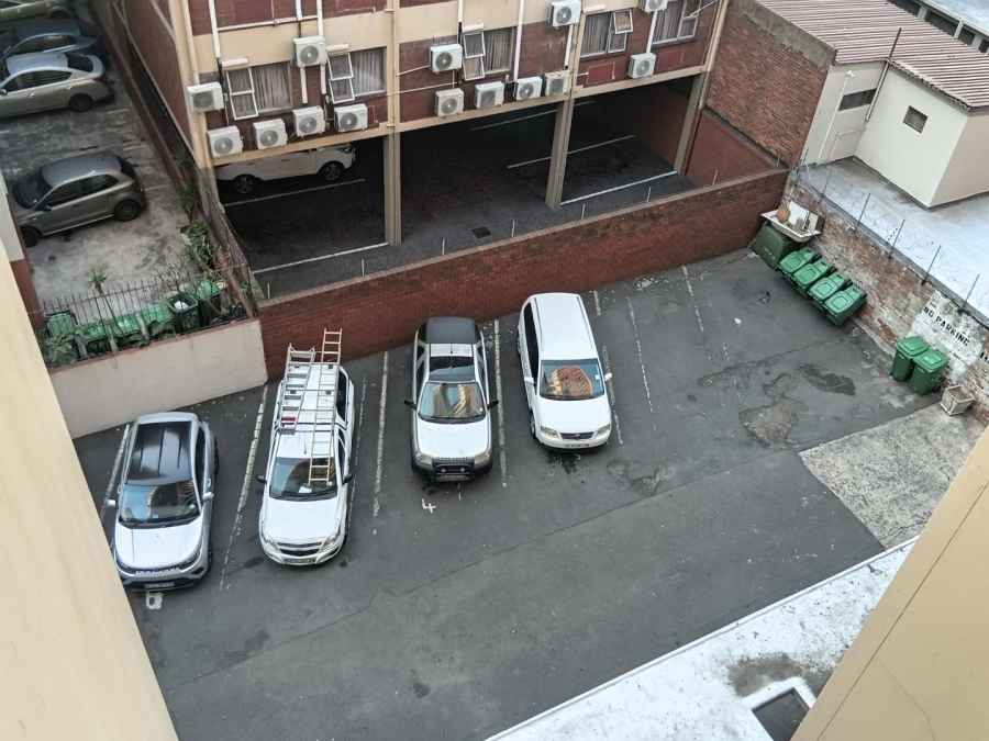 2 Bedroom Property for Sale in Durban Central KwaZulu-Natal