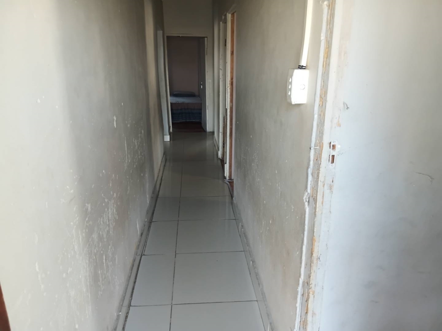 5 Bedroom Property for Sale in Wiggins KwaZulu-Natal