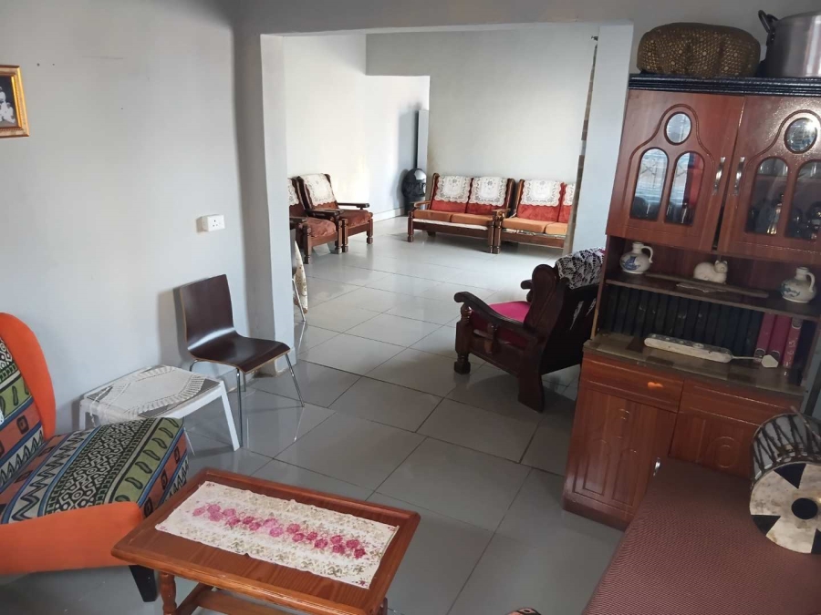 5 Bedroom Property for Sale in Wiggins KwaZulu-Natal