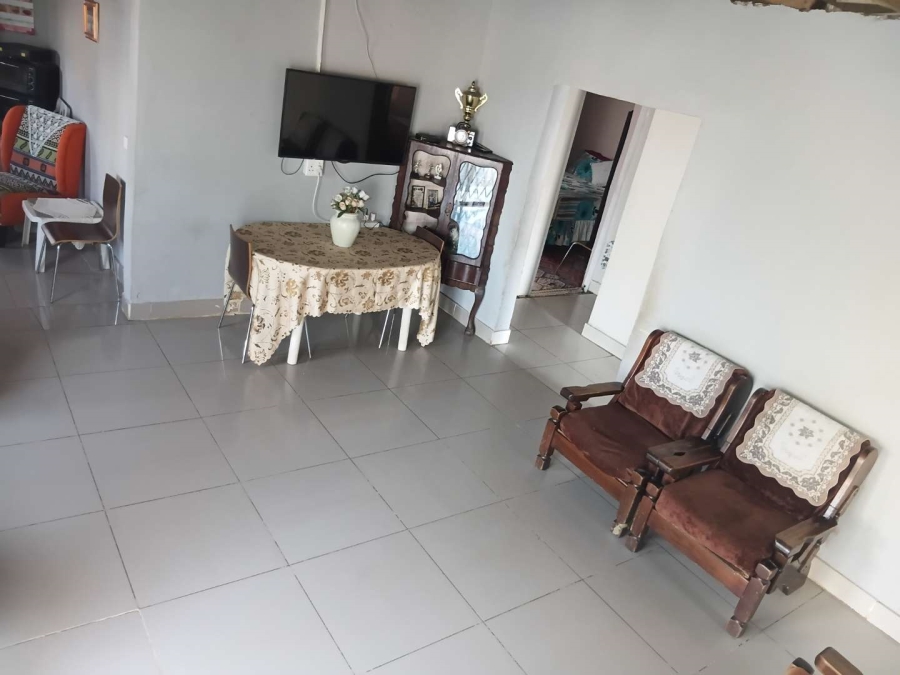 5 Bedroom Property for Sale in Wiggins KwaZulu-Natal