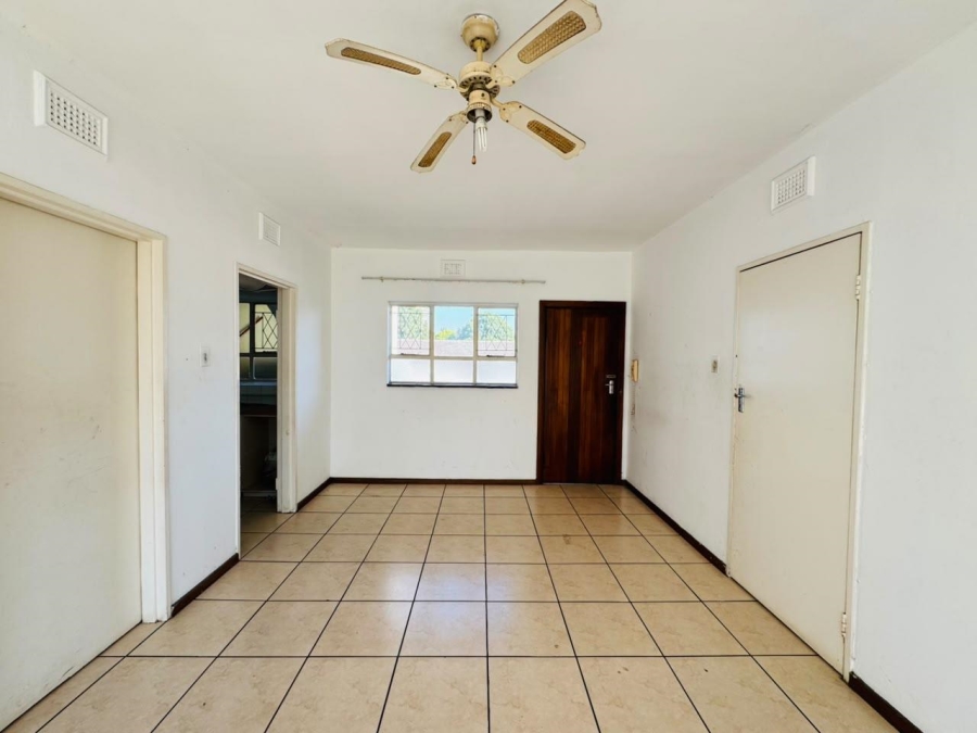 2 Bedroom Property for Sale in Pinetown KwaZulu-Natal