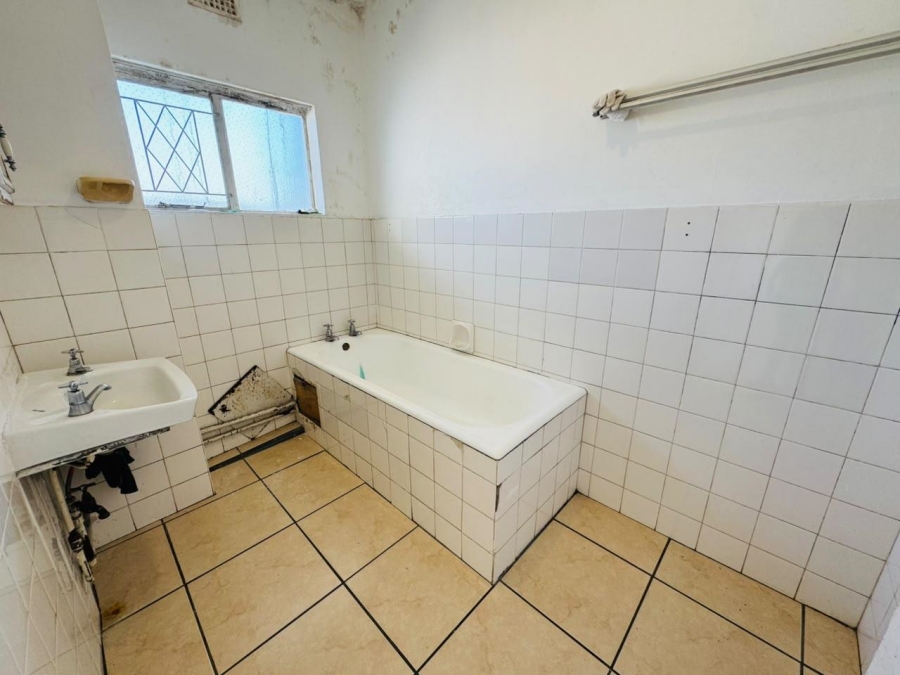 2 Bedroom Property for Sale in Pinetown KwaZulu-Natal