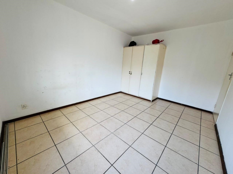 2 Bedroom Property for Sale in Pinetown KwaZulu-Natal