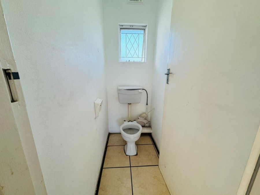 2 Bedroom Property for Sale in Pinetown KwaZulu-Natal