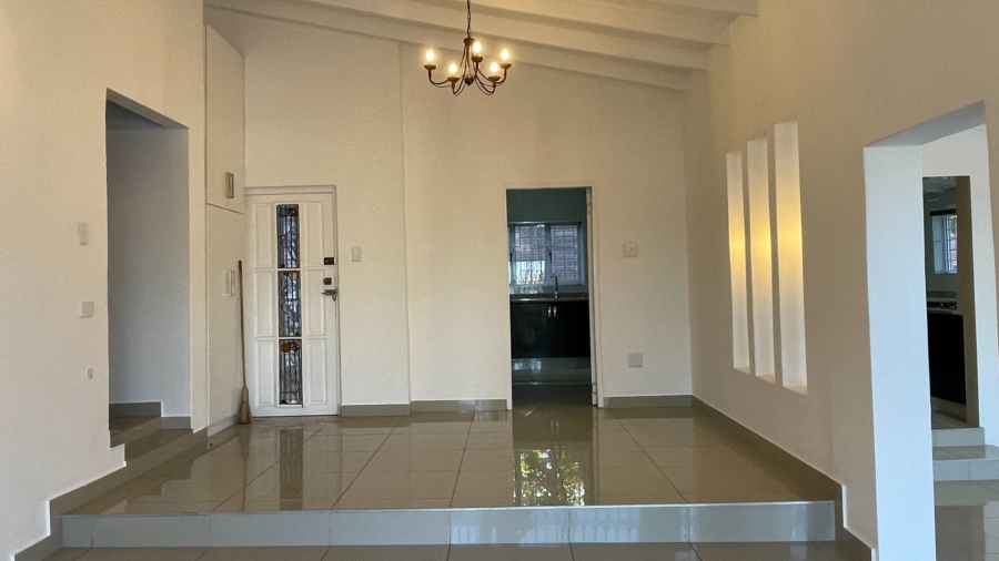 To Let 4 Bedroom Property for Rent in Glen Ashley KwaZulu-Natal