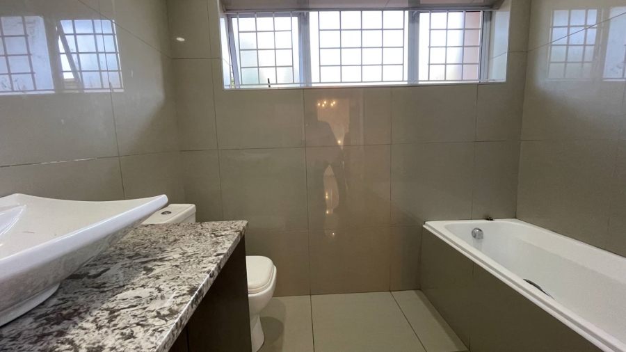 To Let 4 Bedroom Property for Rent in Glen Ashley KwaZulu-Natal