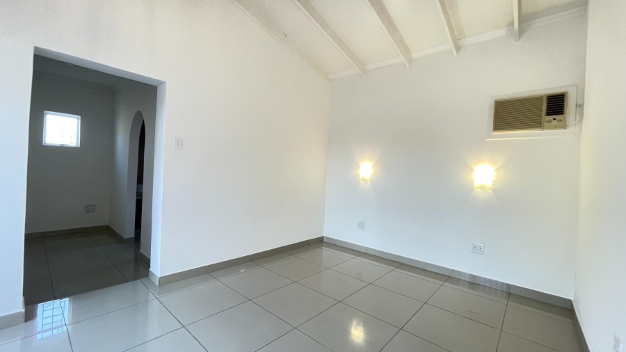 To Let 4 Bedroom Property for Rent in Glen Ashley KwaZulu-Natal