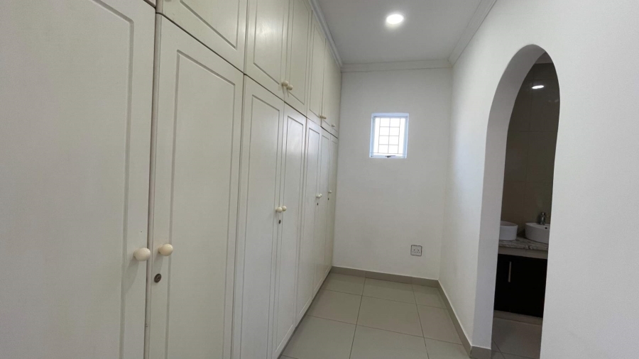 To Let 4 Bedroom Property for Rent in Glen Ashley KwaZulu-Natal