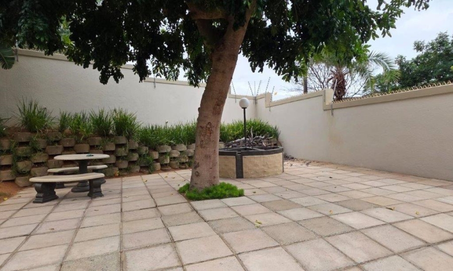 To Let 2 Bedroom Property for Rent in Umhlanga KwaZulu-Natal