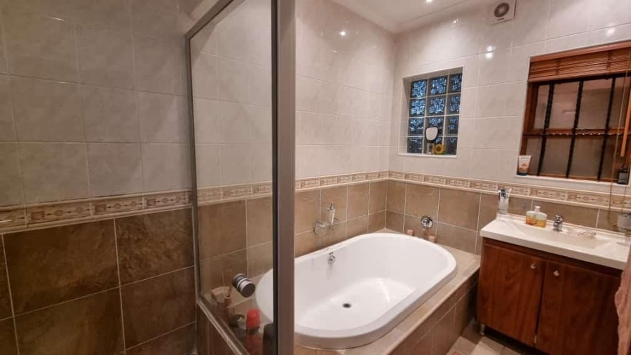 3 Bedroom Property for Sale in Malvern KwaZulu-Natal