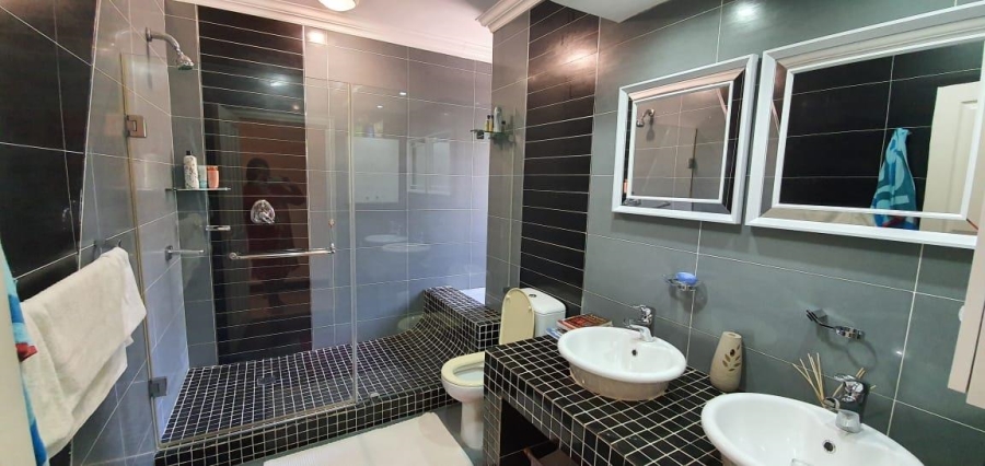 4 Bedroom Property for Sale in Escombe KwaZulu-Natal