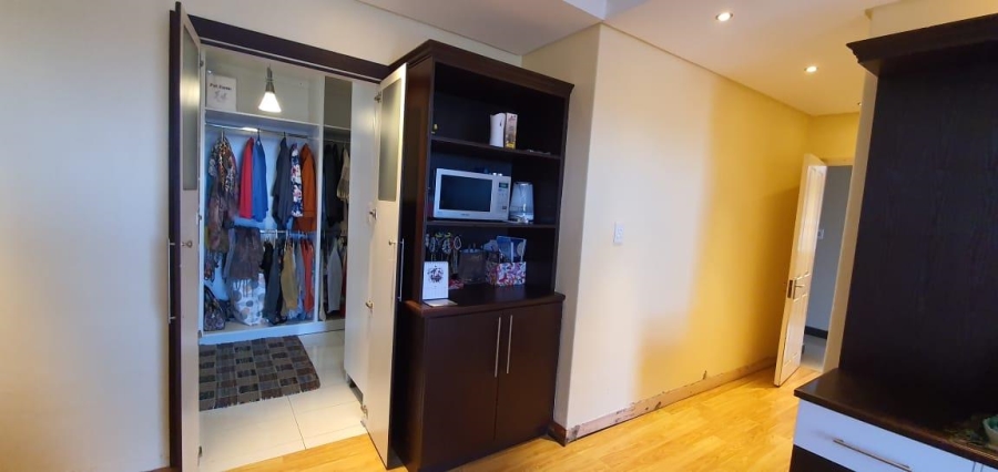 4 Bedroom Property for Sale in Escombe KwaZulu-Natal