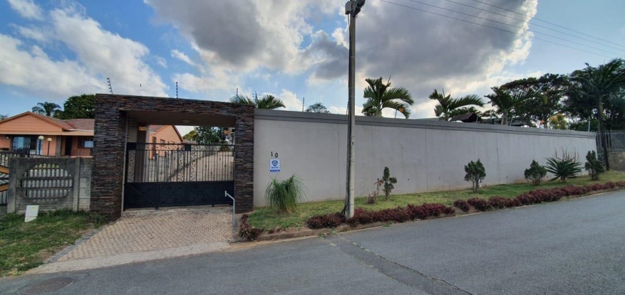 4 Bedroom Property for Sale in Escombe KwaZulu-Natal
