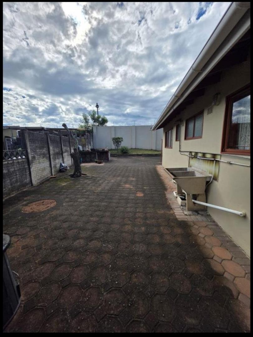 4 Bedroom Property for Sale in Crossmoor KwaZulu-Natal