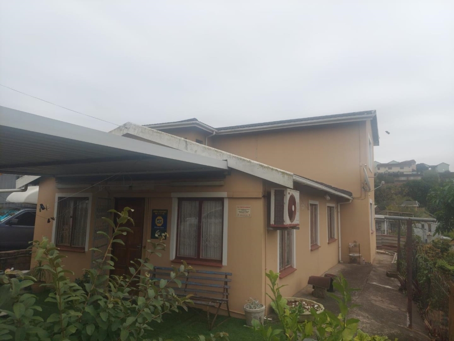 5 Bedroom Property for Sale in Bonela KwaZulu-Natal