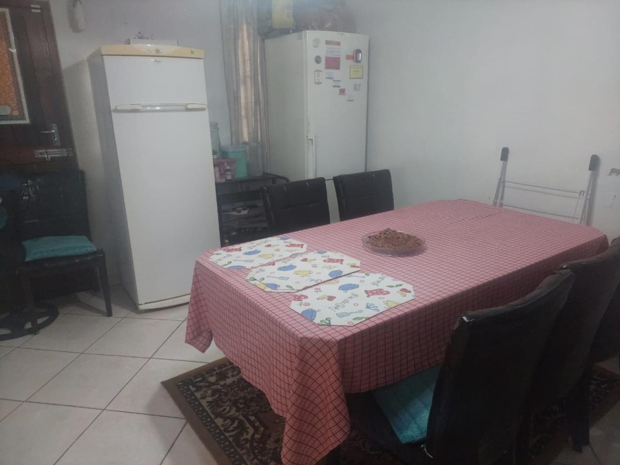 5 Bedroom Property for Sale in Bonela KwaZulu-Natal